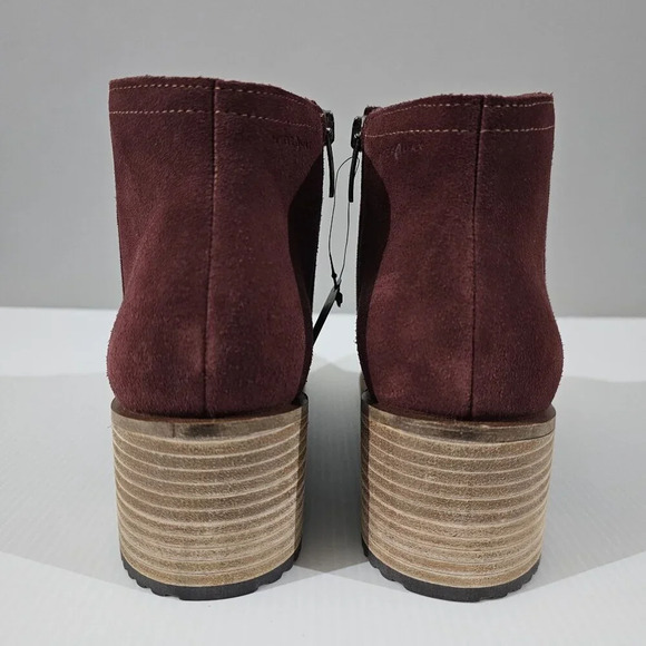 NEW Ecco Shape 35 Sartorelle Ankle Boot EU 40 Red Suede Water Resistant Low Heel - Picture 7 of 14